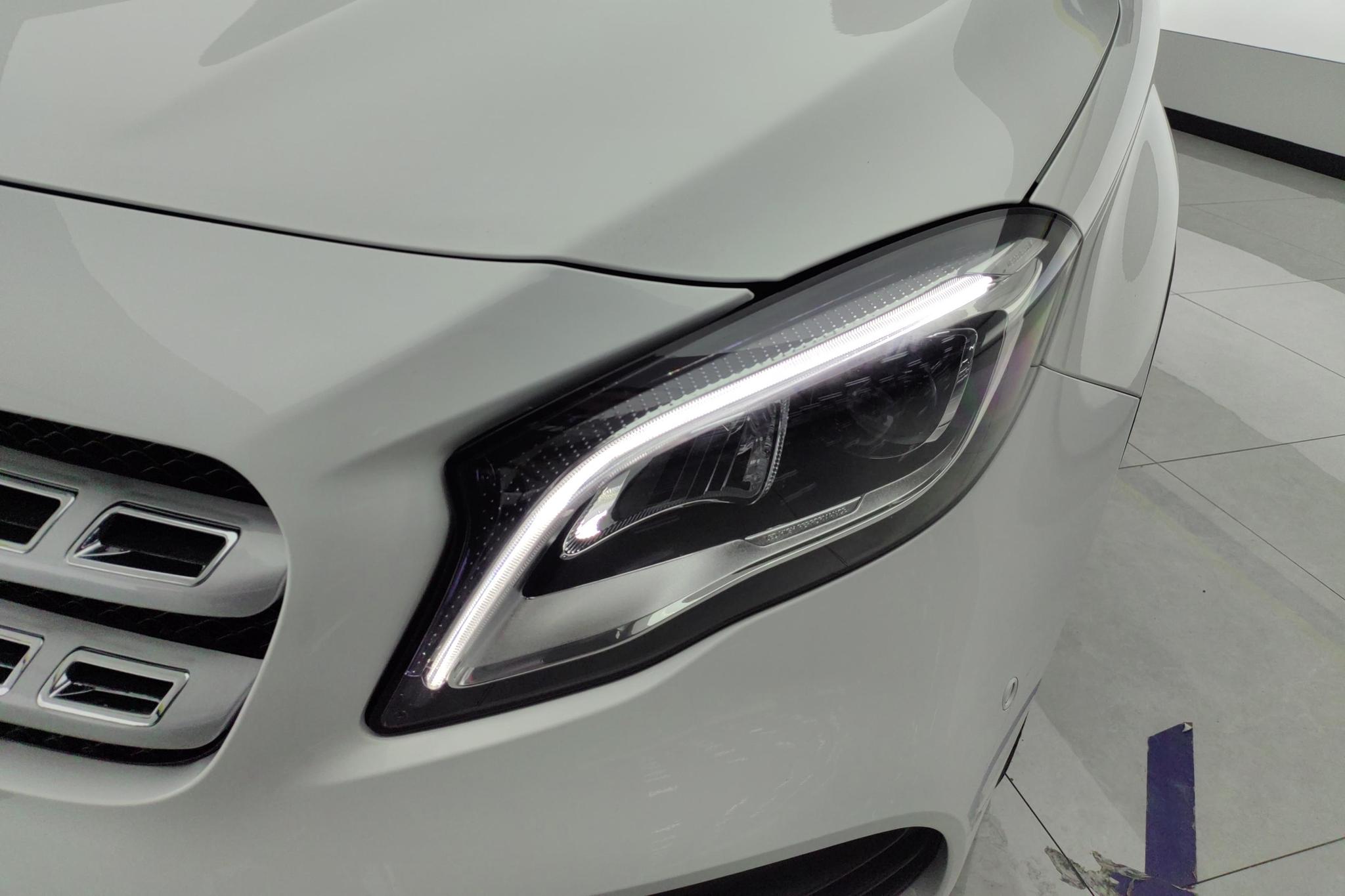 Mercedes-Benz GLA 2018 GLA 220 4MATIC Sport