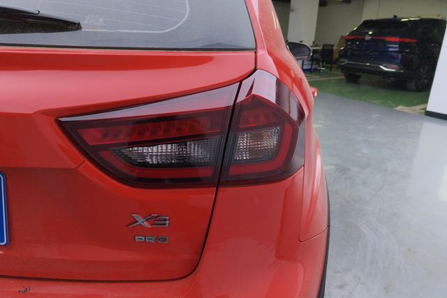 Geely X3 2021 PRO 1.5 L CVTPremium — фото 5
