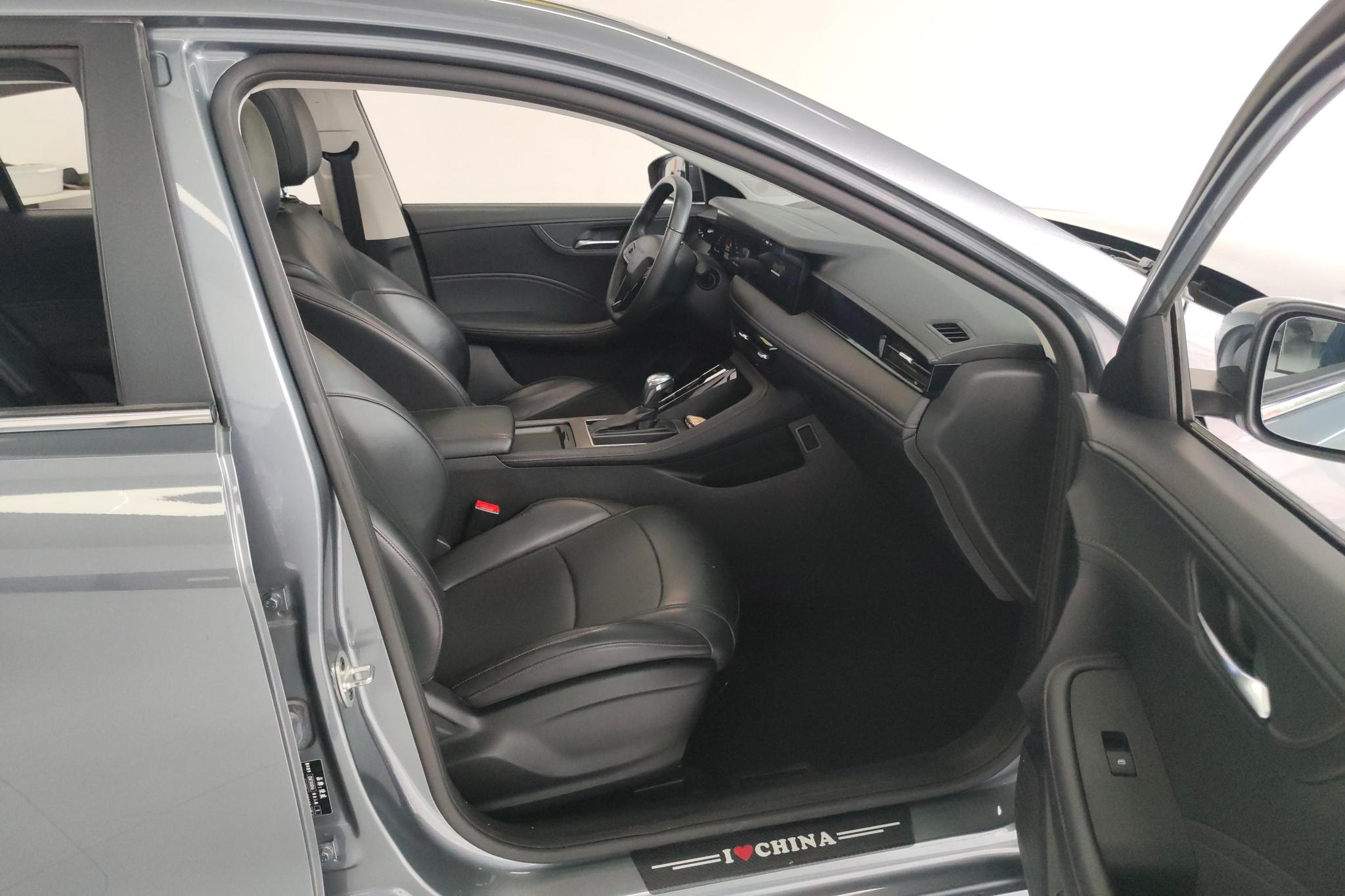 Roewe i5 2023 1.5L CVT