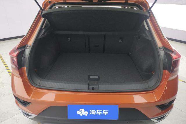 Volkswagen T-Roc 2018 280 TSI DSG 2 WDComfort V — фото 17