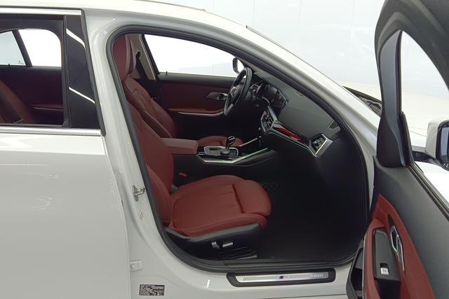 BMW 3 series 2022 Белый из Китая, фото 5