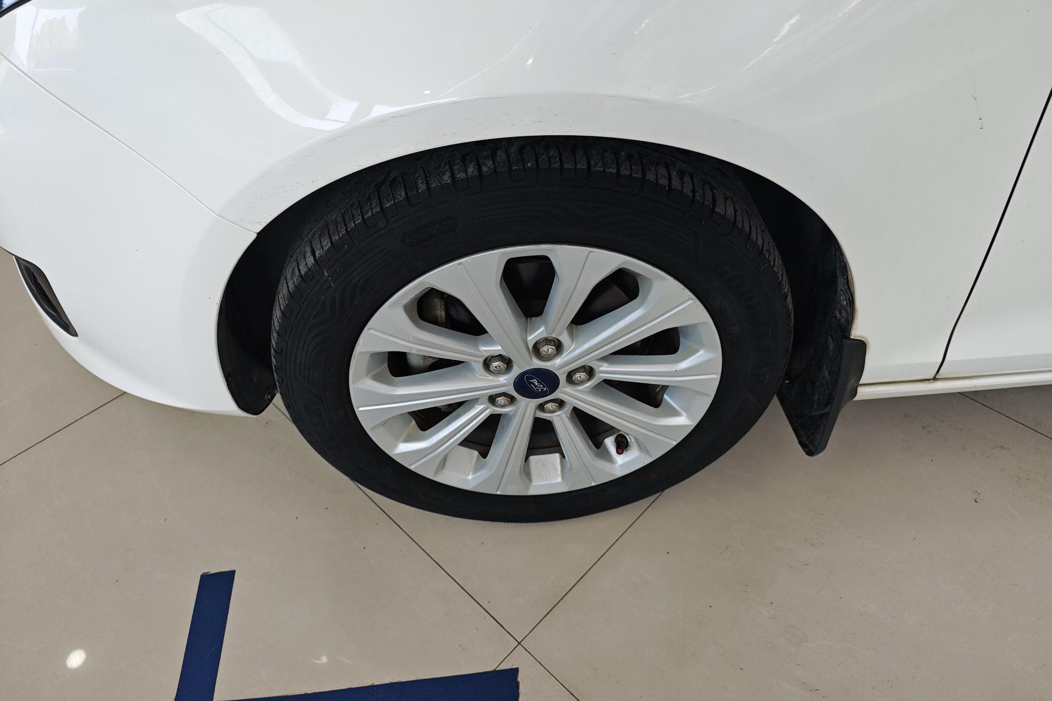 Ford Escort 2017 1.5L AT Fashion