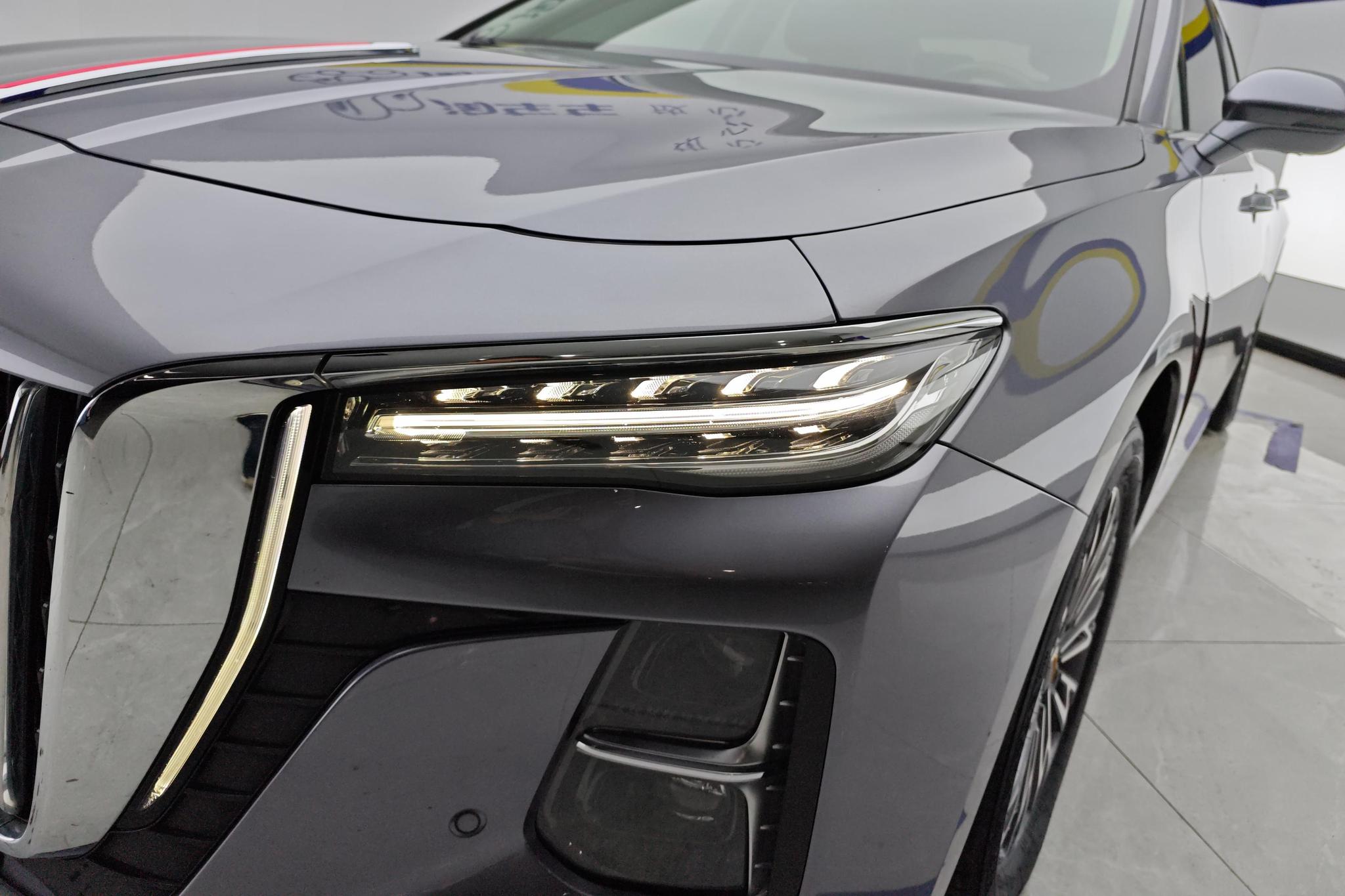 Hongqi H5 2023 2.0T AT