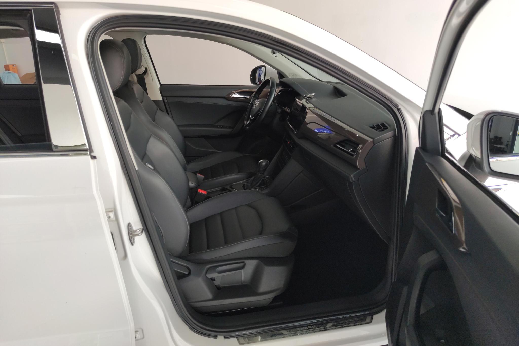 Volkswagen Tharu 2021 280TSI Comfort