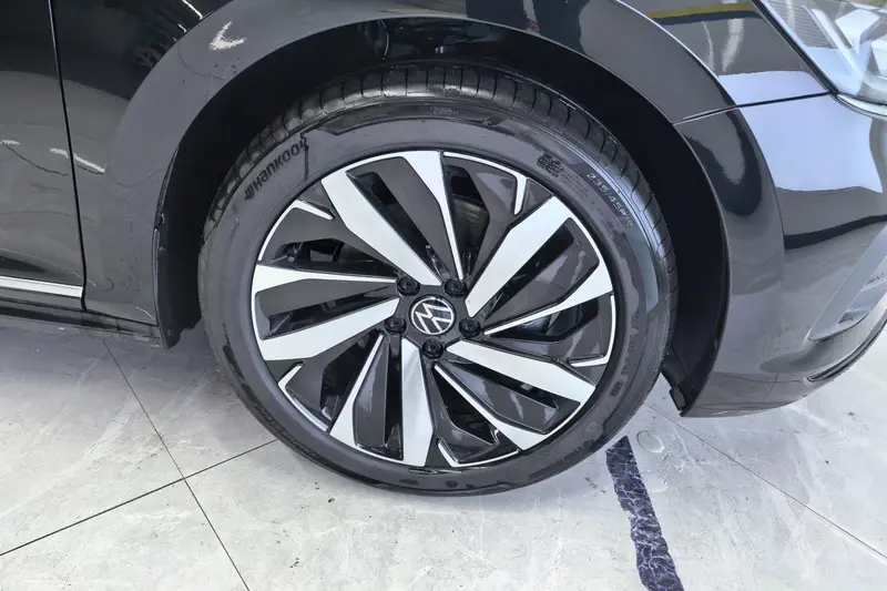 Volkswagen Passat — фото 6