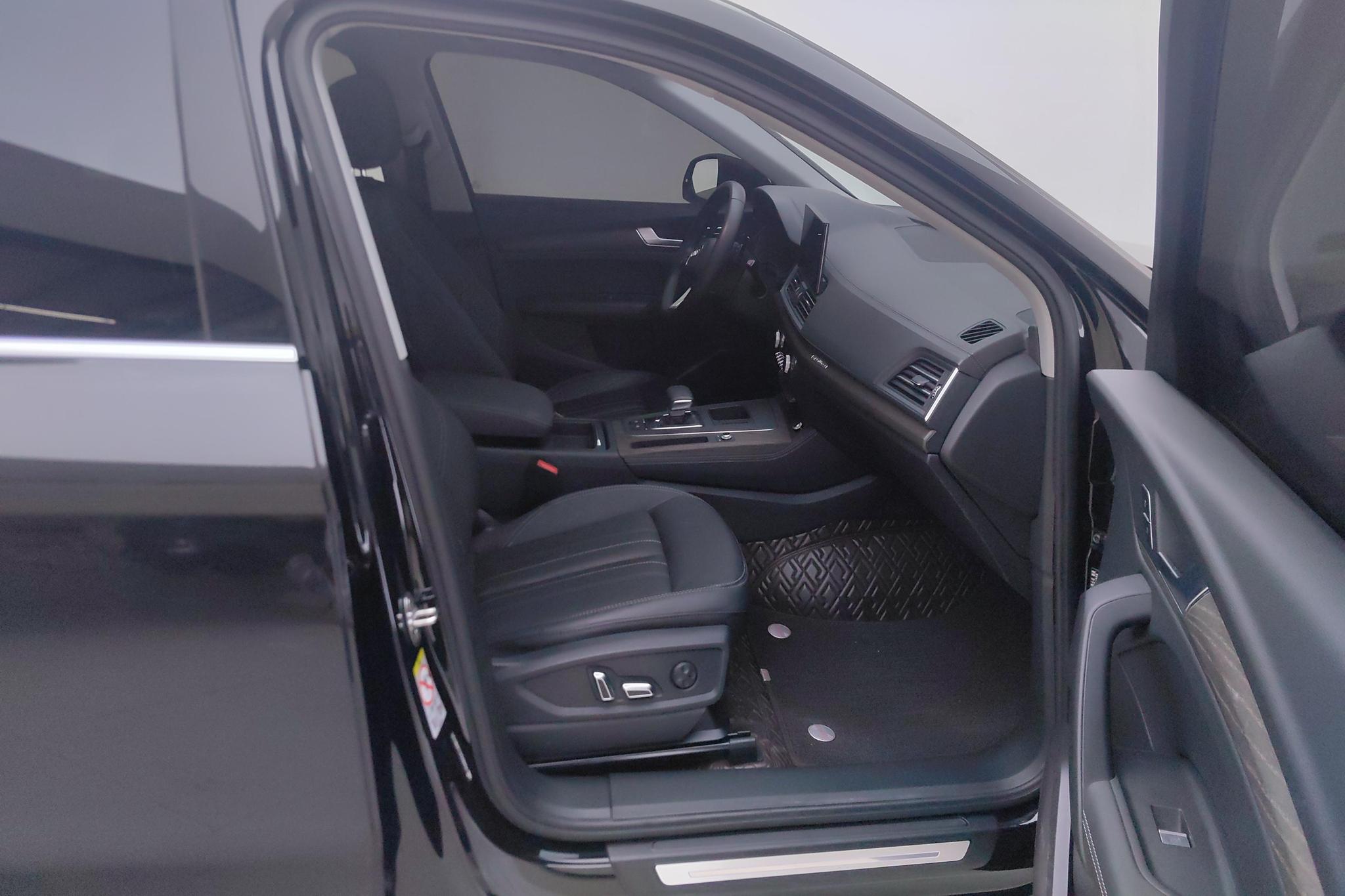 Audi Q5L 2023 40T Luxury