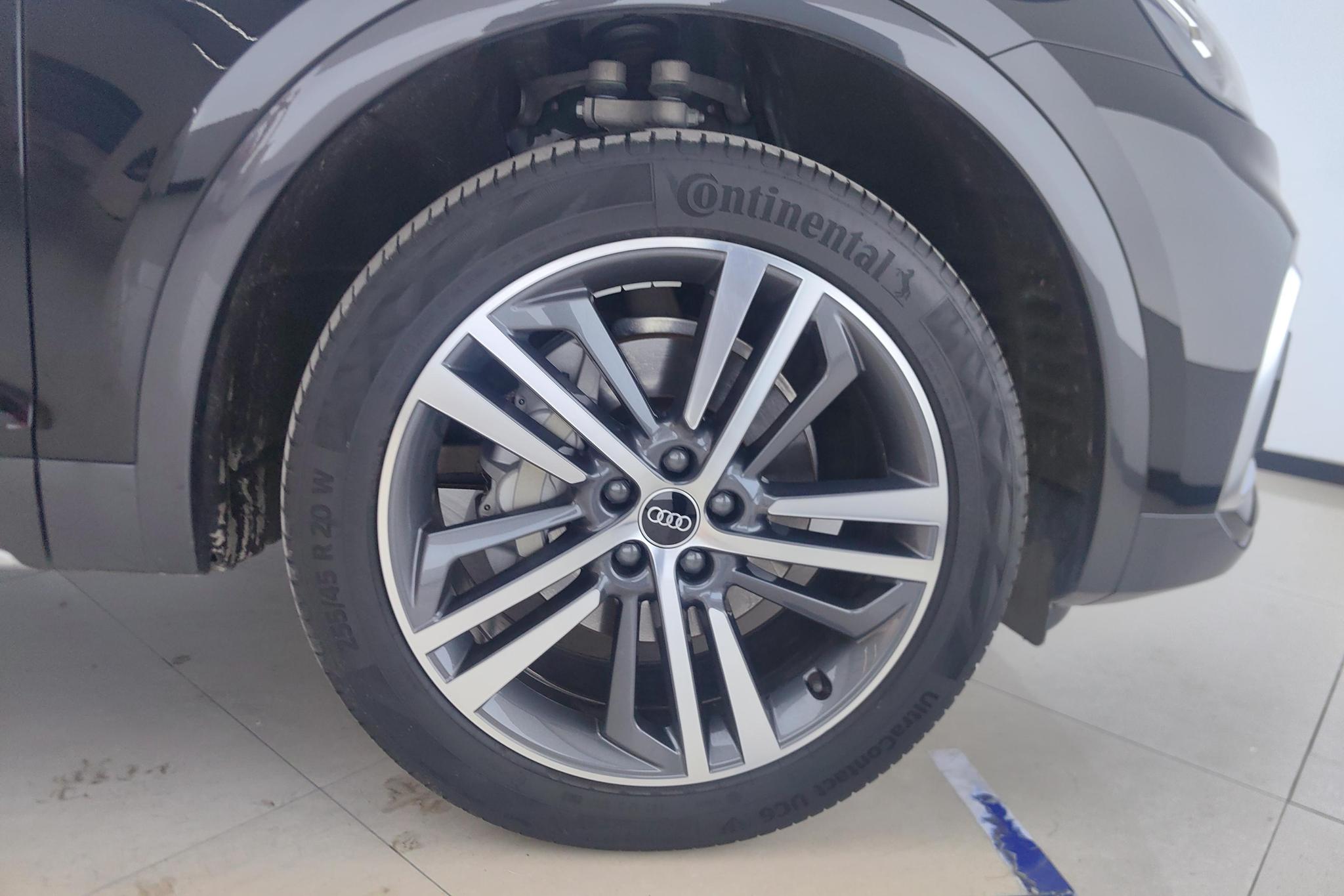 Audi Q5L 2023 40T Luxury