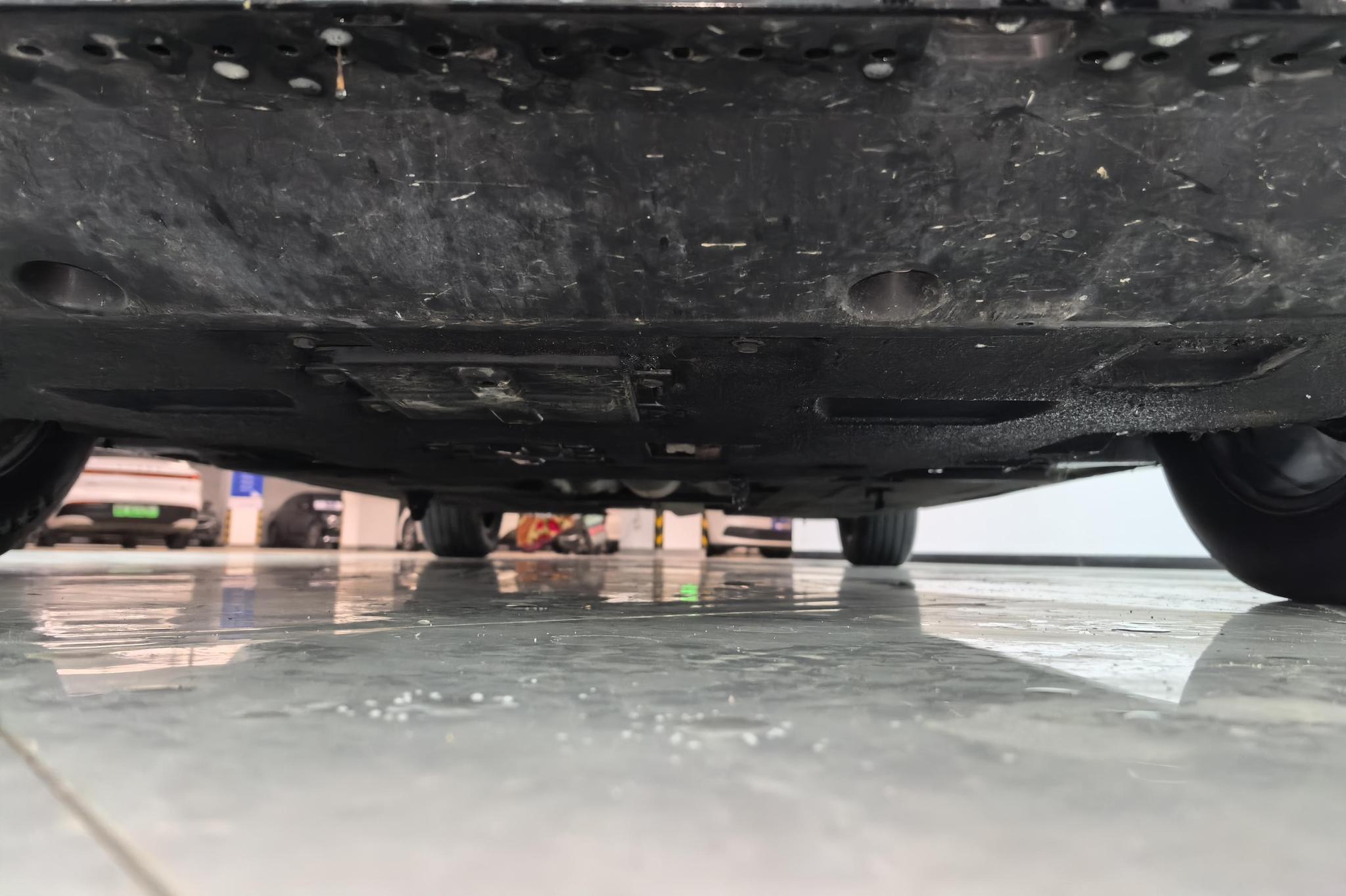 Hongqi H5 2023 2.0T AT