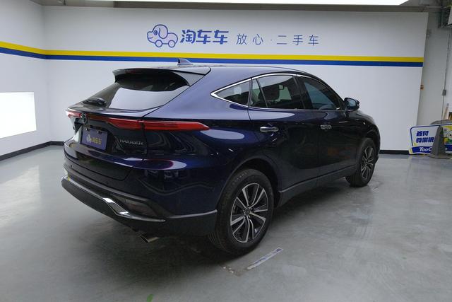 Toyota HARRIER 2022 2.0 L CVT 2 WD — фото 3