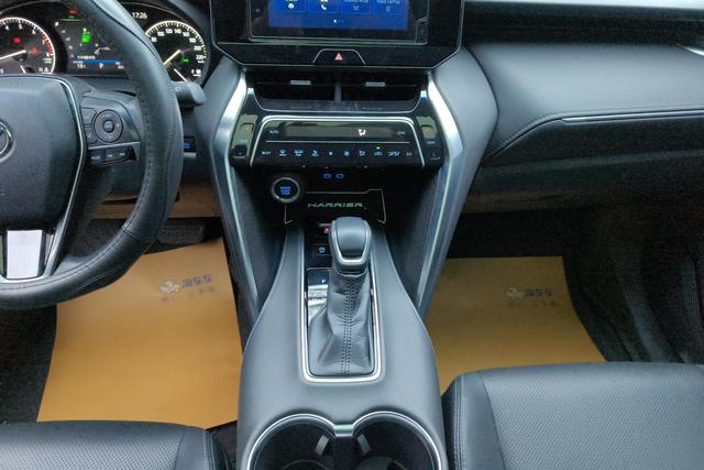 Toyota HARRIER 2022 2.0 L CVT 2 WD — фото 8