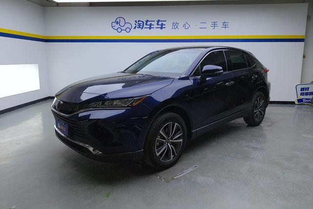 Toyota HARRIER - фото 1