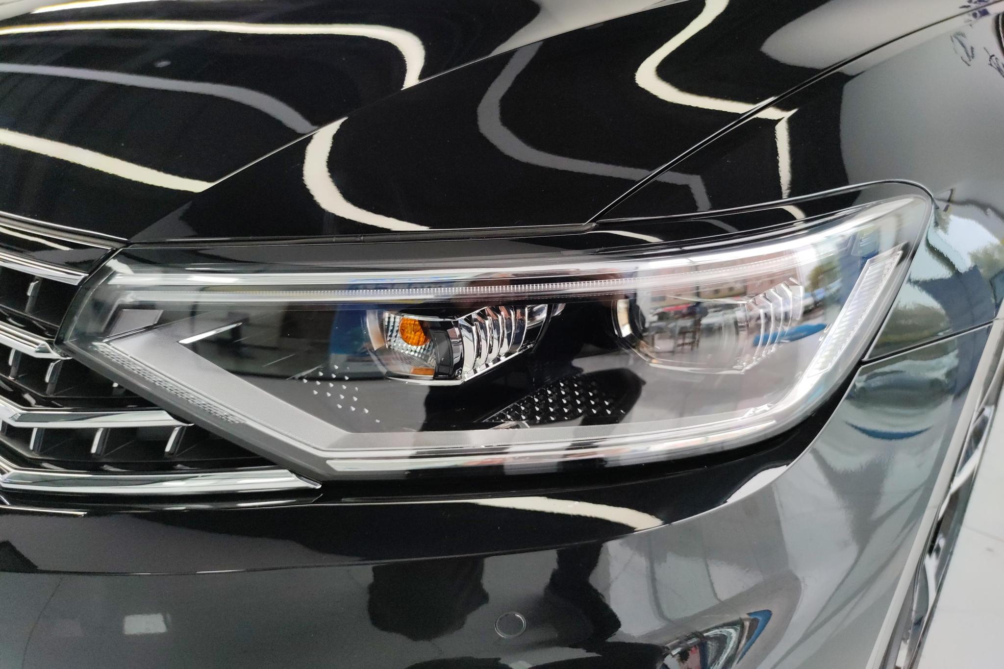 Volkswagen Magotan 2025 330TSI DSG Luxury