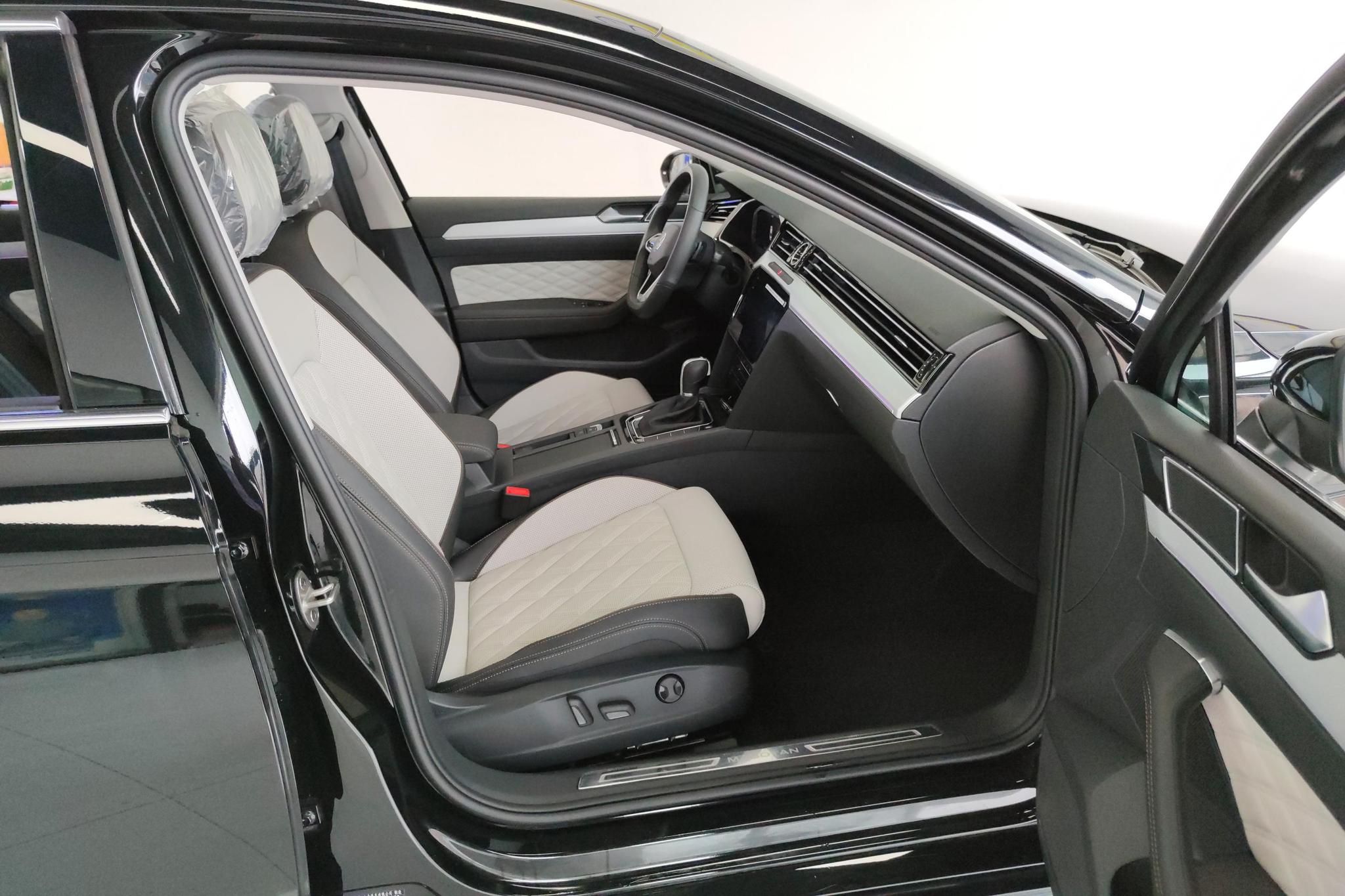 Volkswagen Magotan 2025 330TSI DSG Luxury