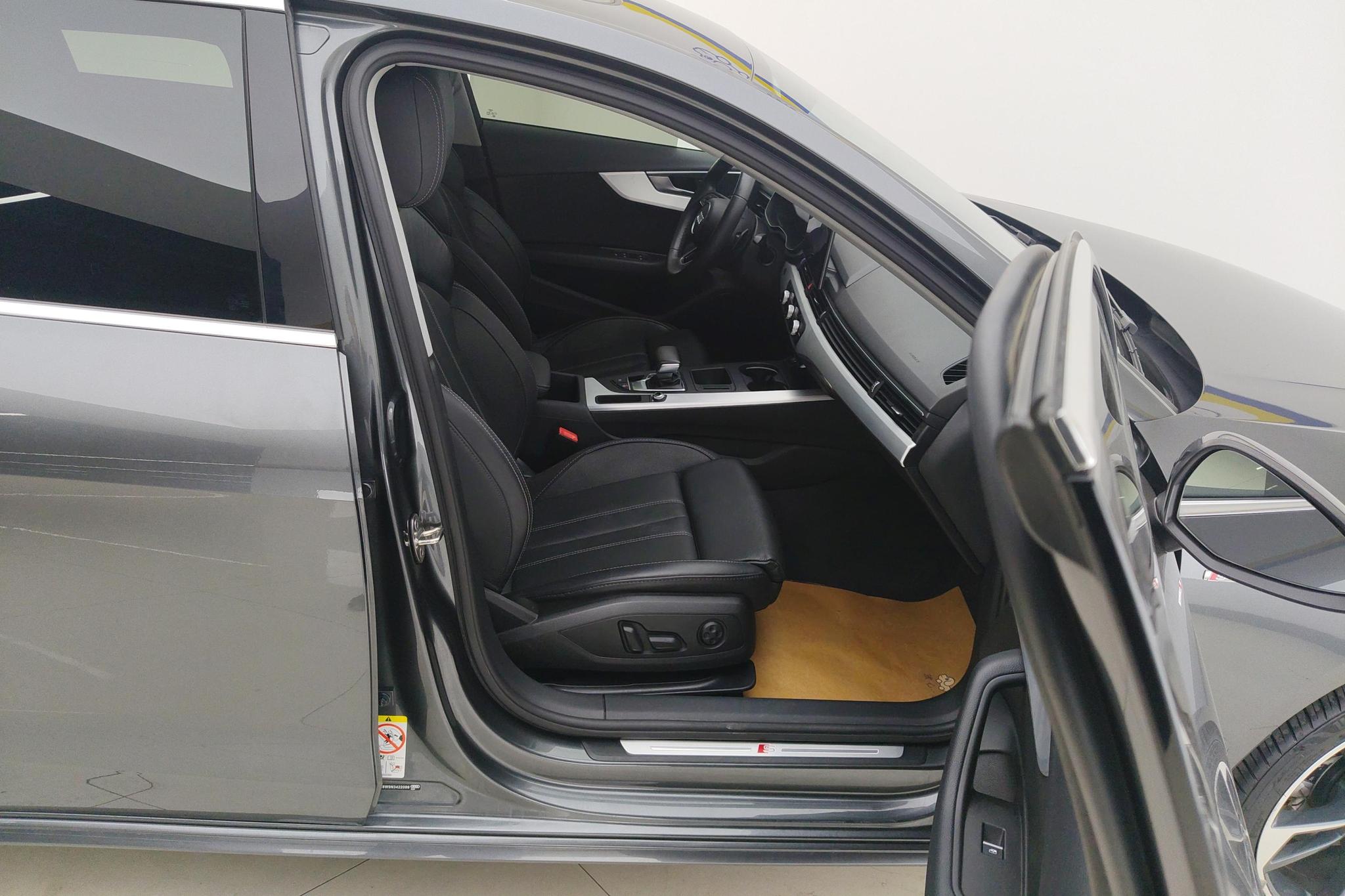 Audi A4L 2022 40 TFSI Fashion