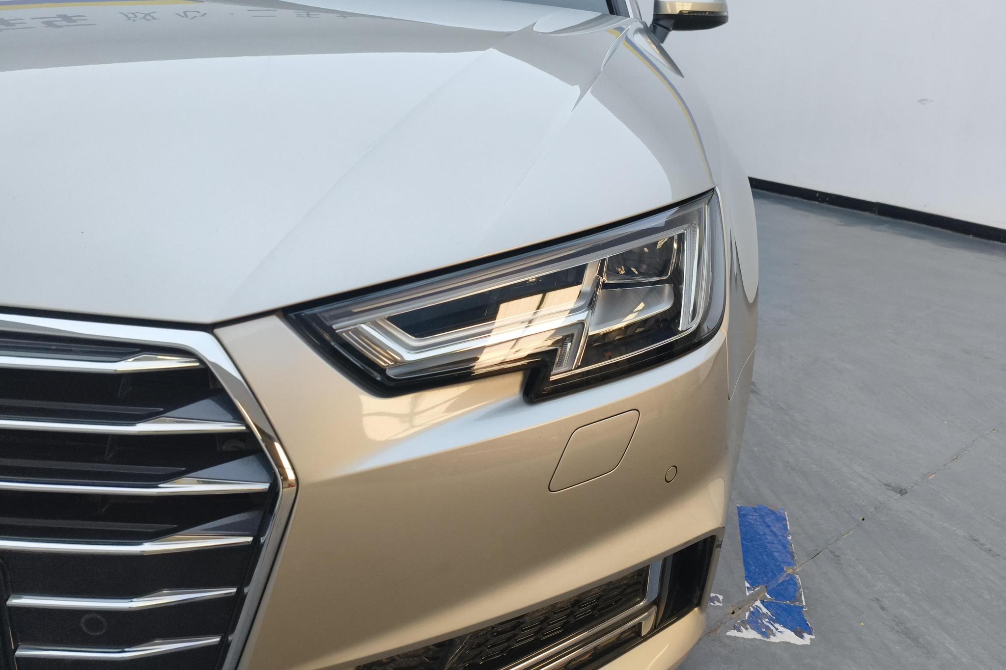 Audi A4L 2019 40 TFSI VI