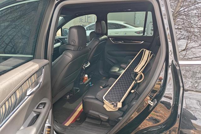 Cadillac XT6 2021 2.0 T Hybrid 2 WDLuxury — фото 16