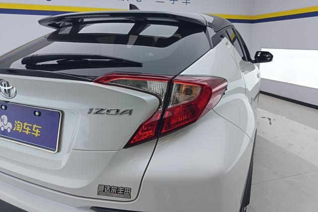 Toyota IZOA 2021 2.0 L — фото 5