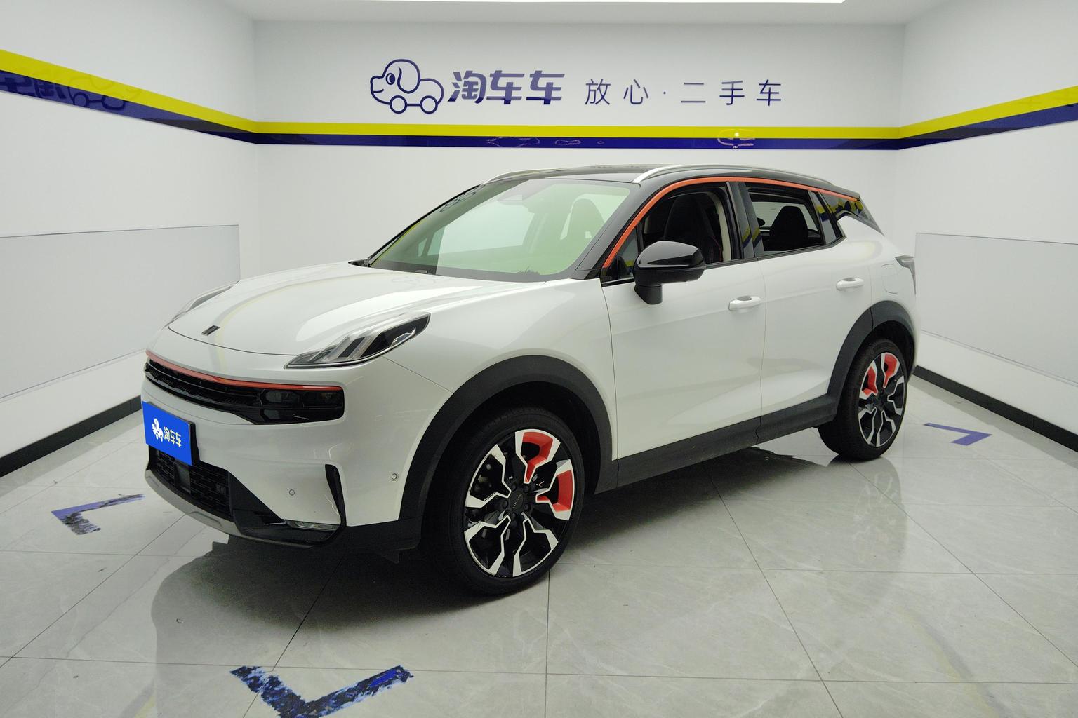 Lynk & Co 06, фотография из объявления