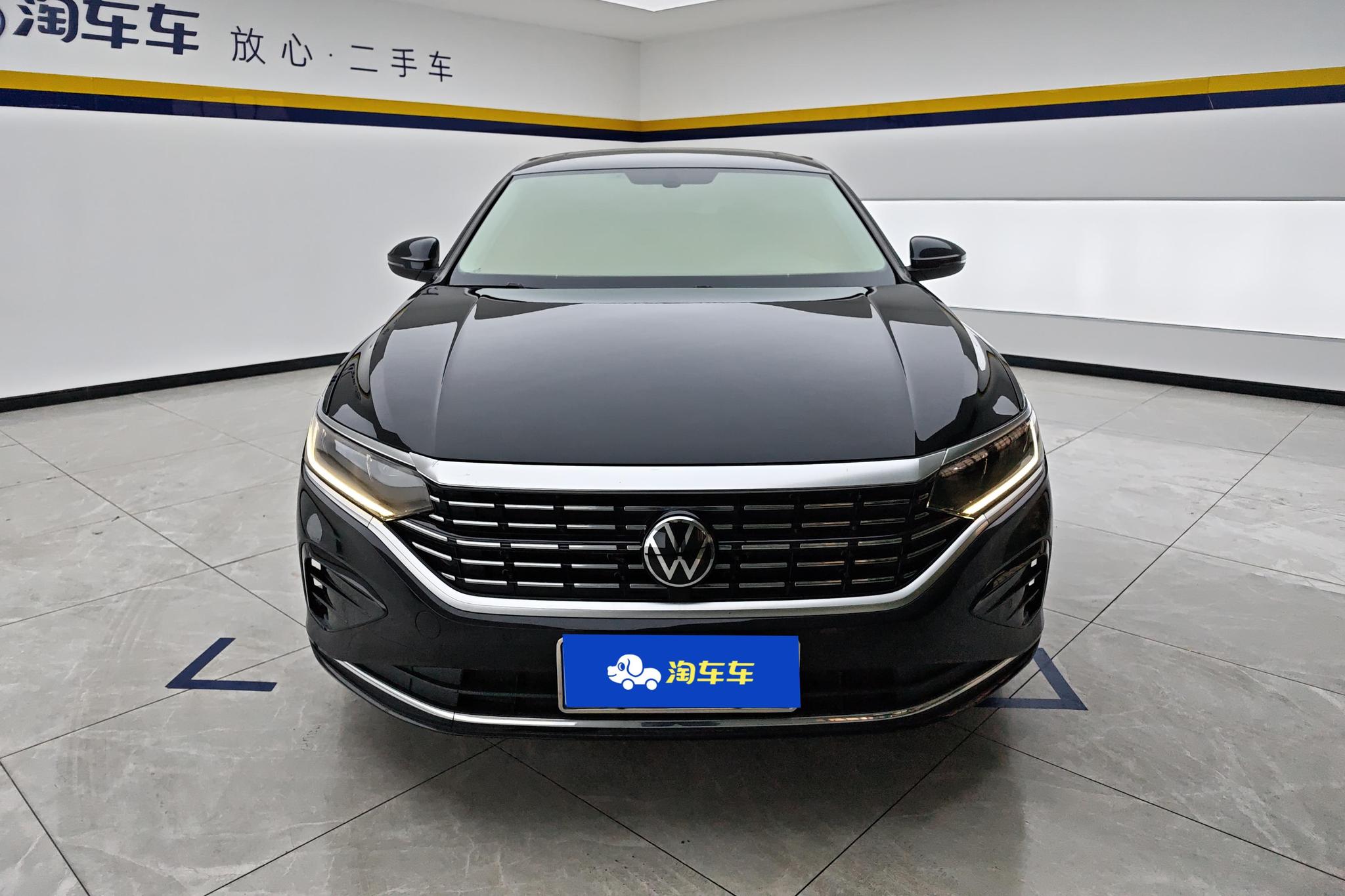 Volkswagen Passat 2022 330TSI Elite