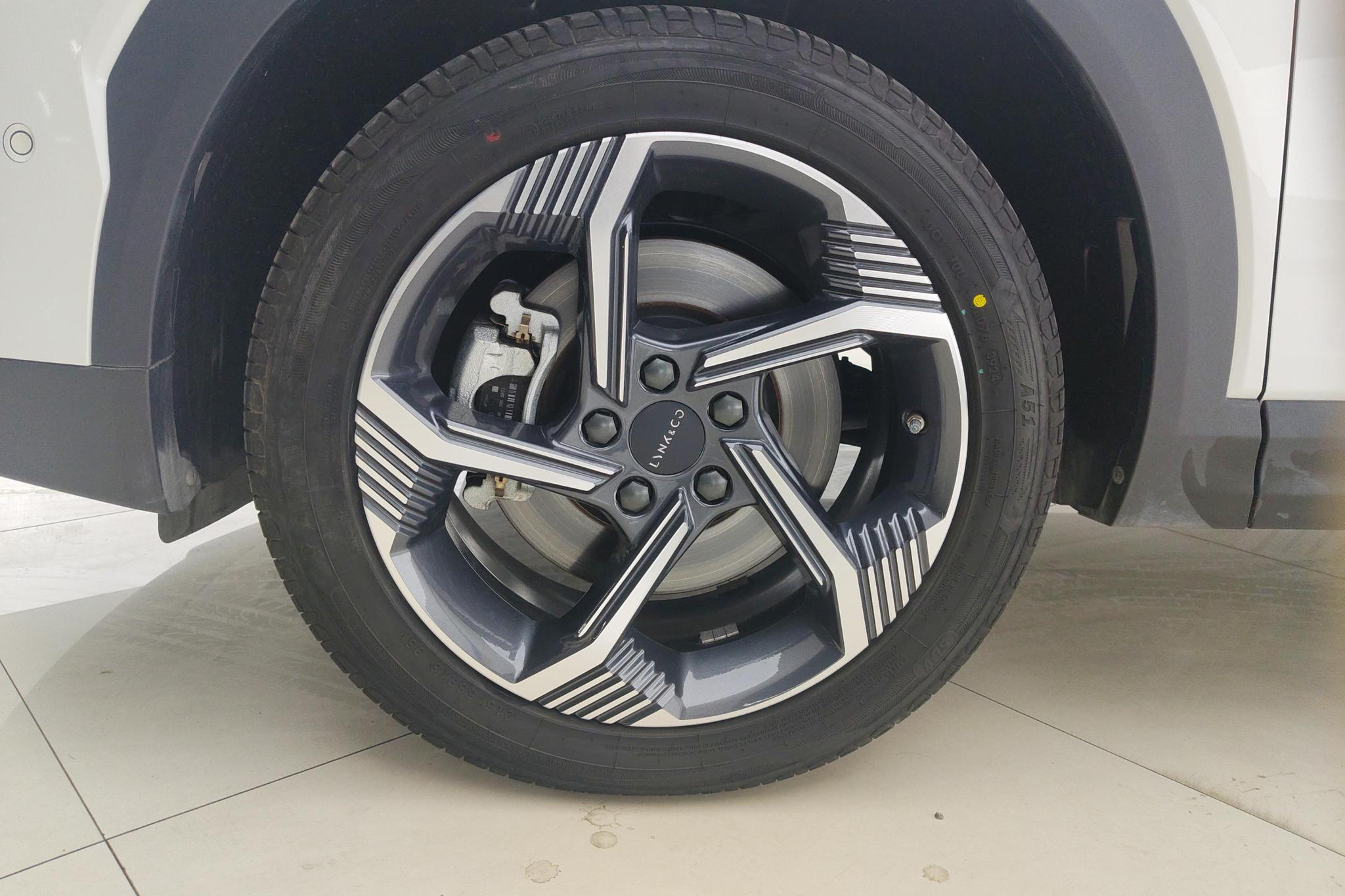 Lynk & Co 06 2025 Renew 1.5T Halo