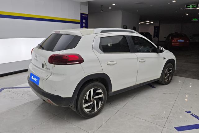 Citroen C3-XR 2015 1.6 L AT — фото 3
