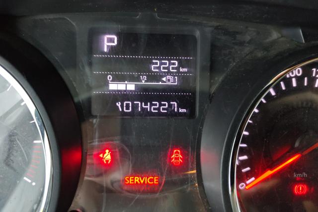 Citroen C3-XR 2015 1.6 L AT — фото 10