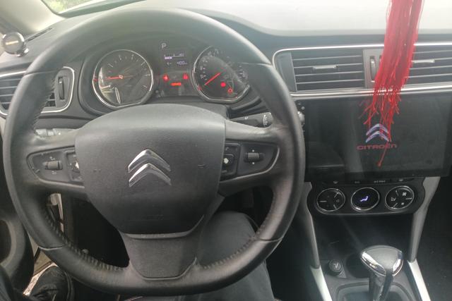 Citroen C3-XR 2015 1.6 L AT — фото 13