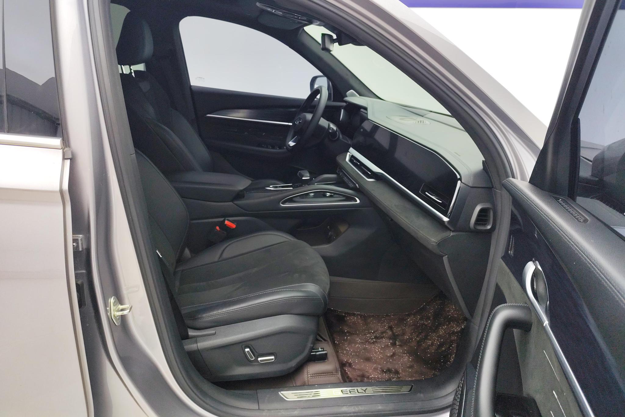 Geely Monjaro L 2024 2.0TD AT