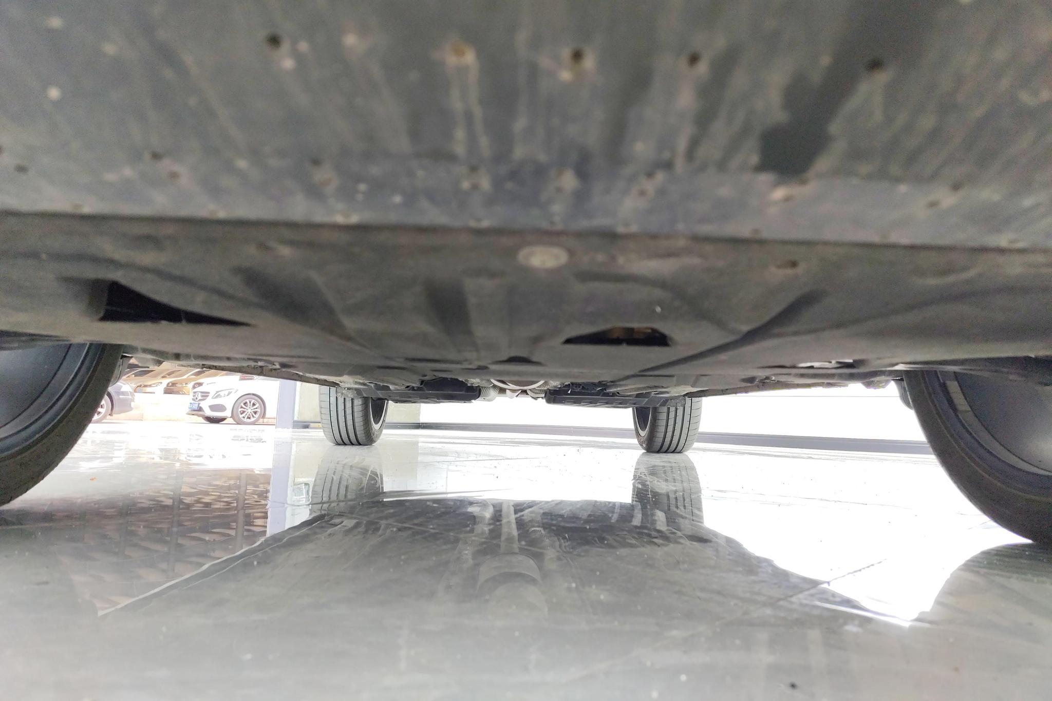 Geely Monjaro L 2024 2.0TD AT