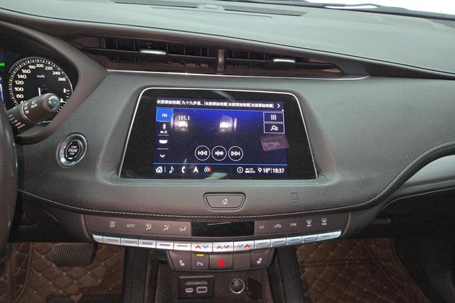 Cadillac XT4 2020 28 T 2 WDLuxury — фото 12