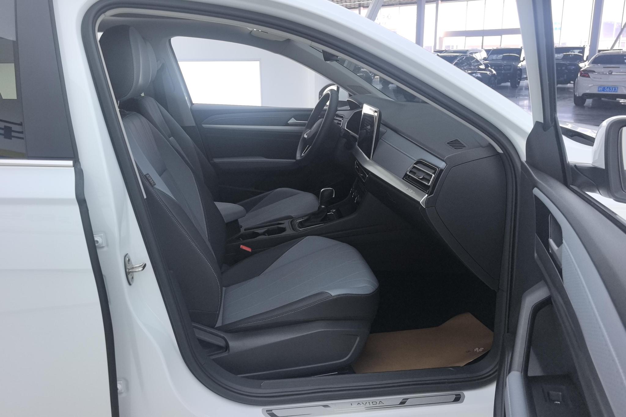Volkswagen Lavida 2024 1.5L AT