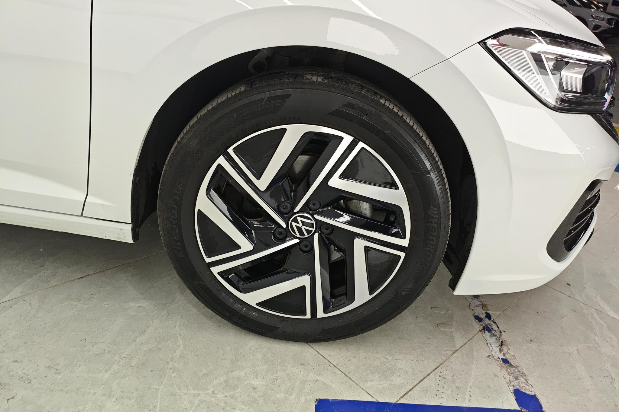 Volkswagen Sagitar 2023 300TSI DSG
