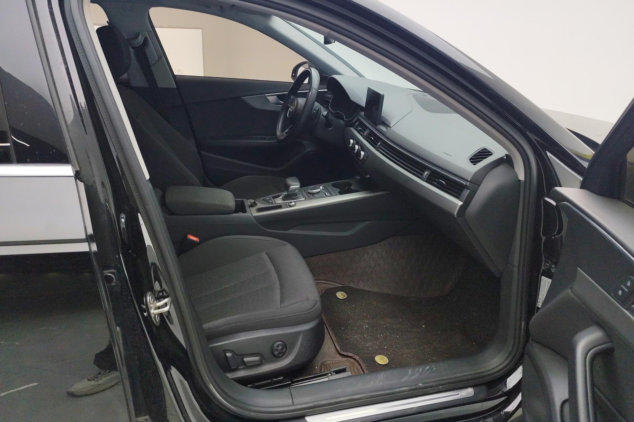Audi A4L 2019 40 TFSI VI