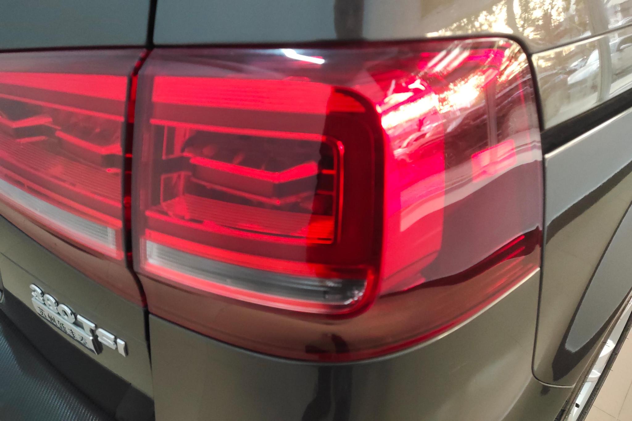 Volkswagen Xia 2018 380TSI 7 мест