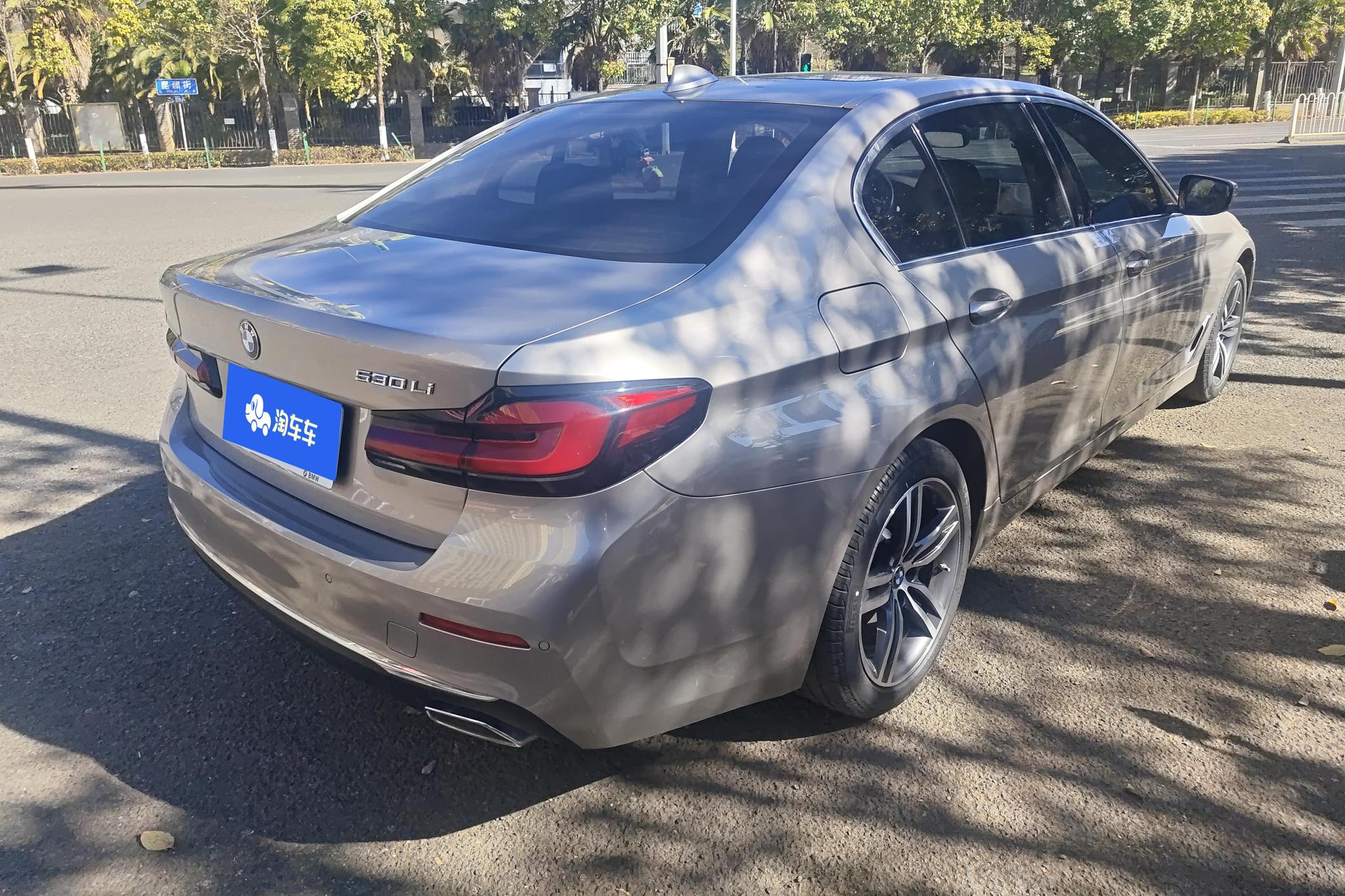 BMW 5 series id 4451411 из Китая 9
