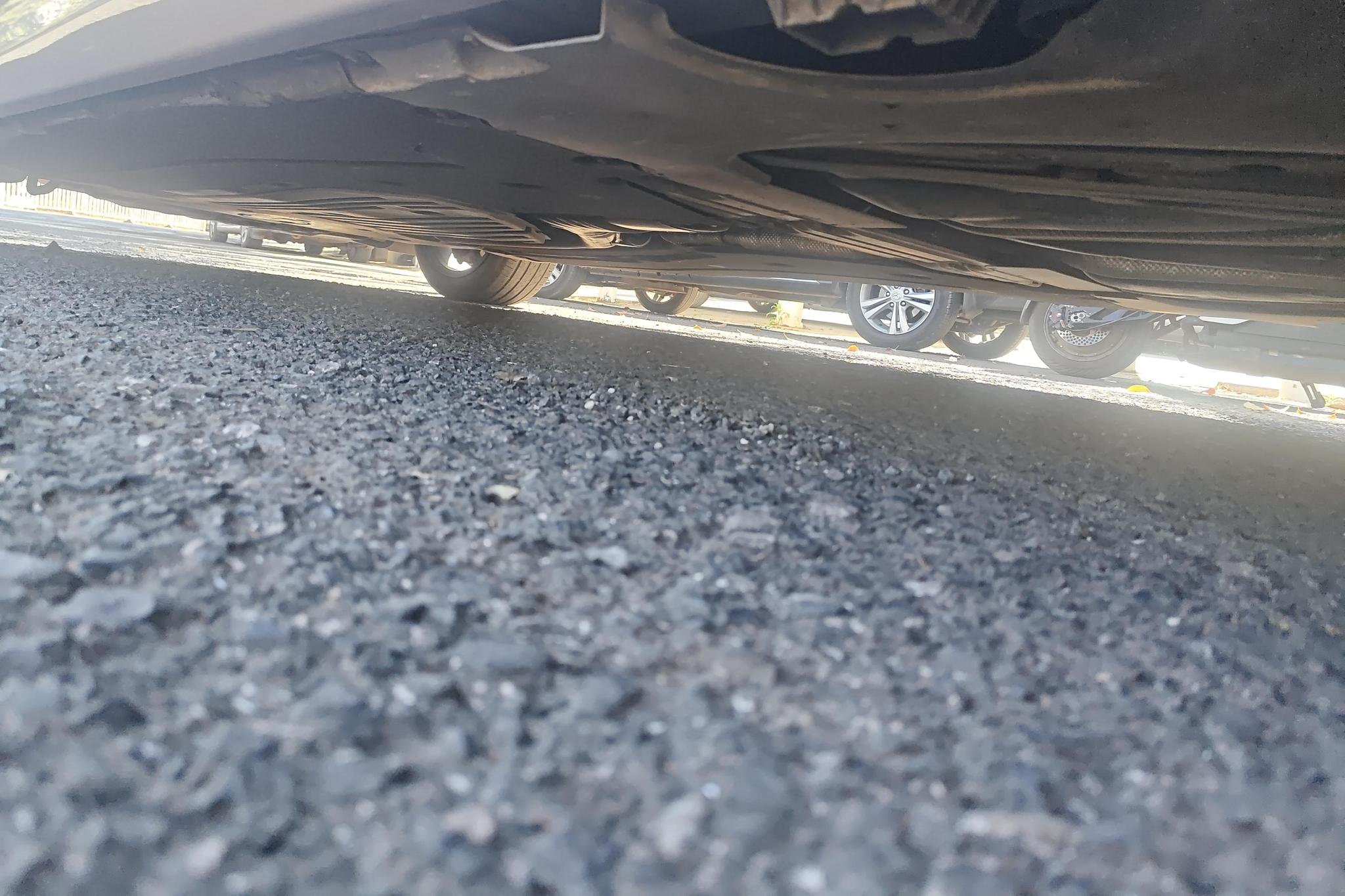 BMW 5 series id 4451411 из Китая 14