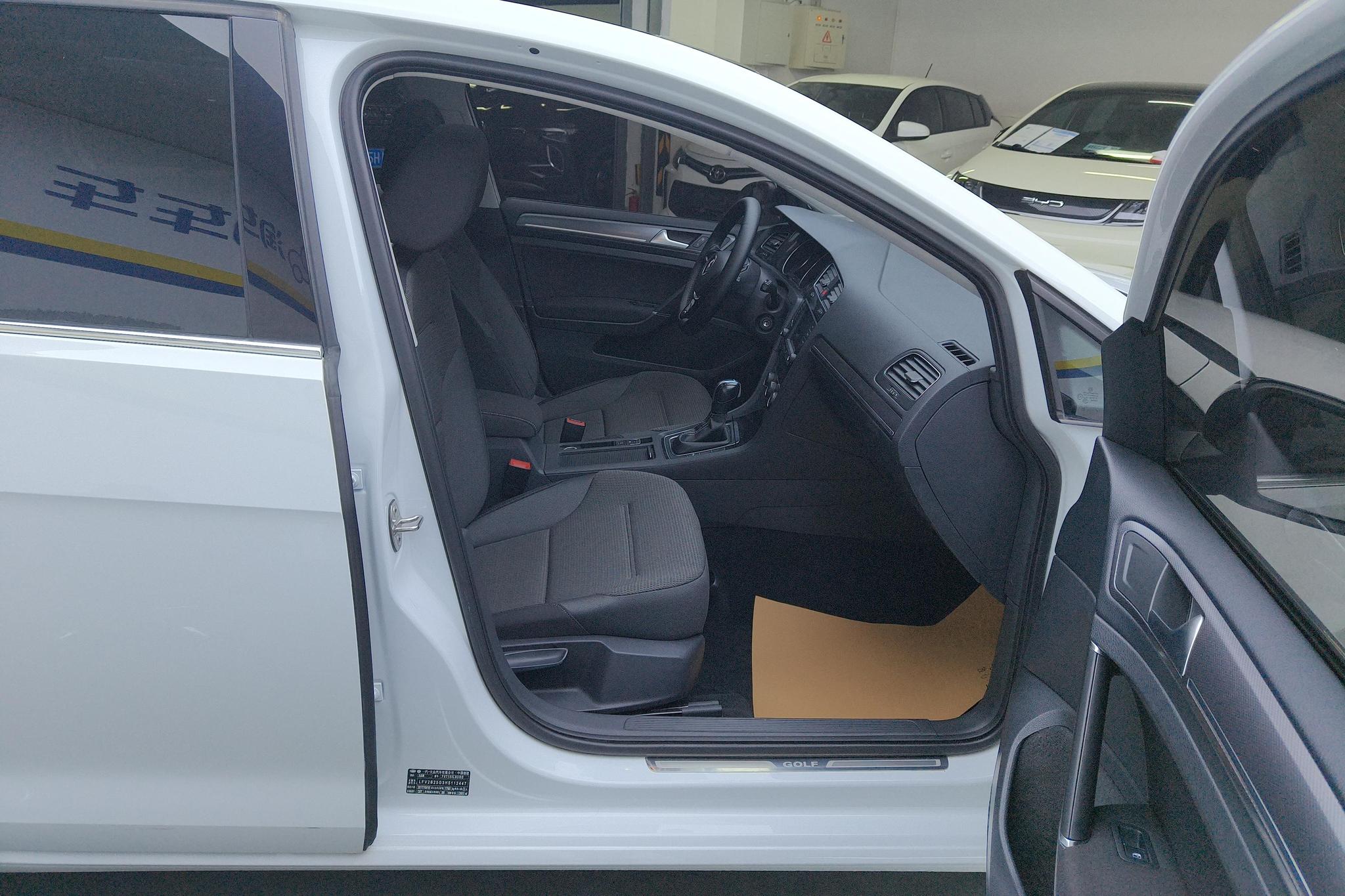 Volkswagen Golf 2017 230TSI AT Comfort