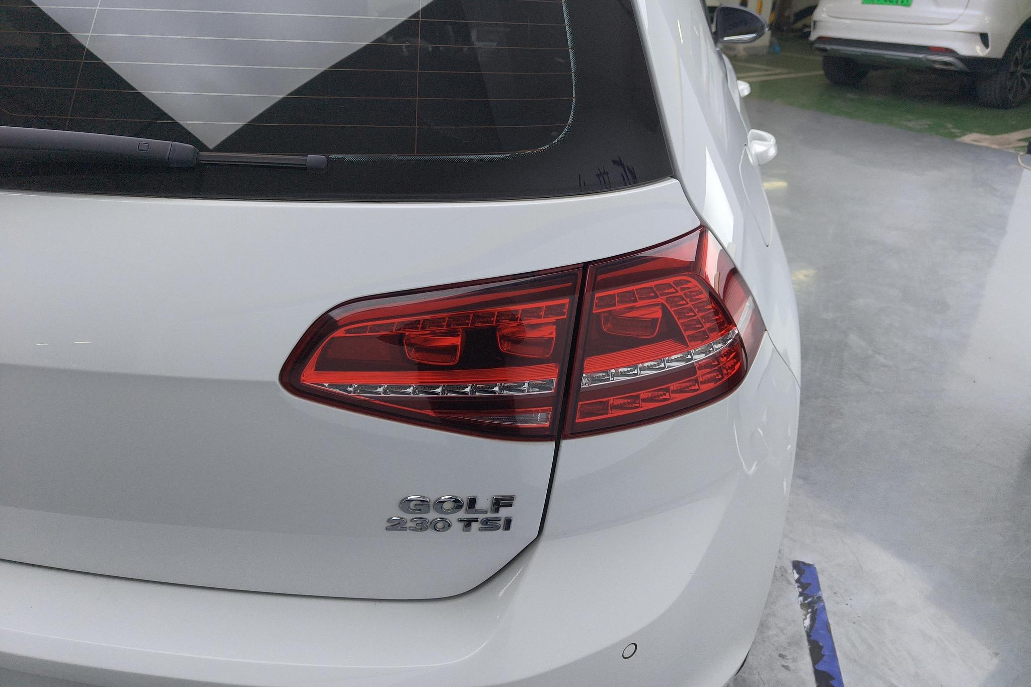 Volkswagen Golf 2017 230TSI AT Comfort