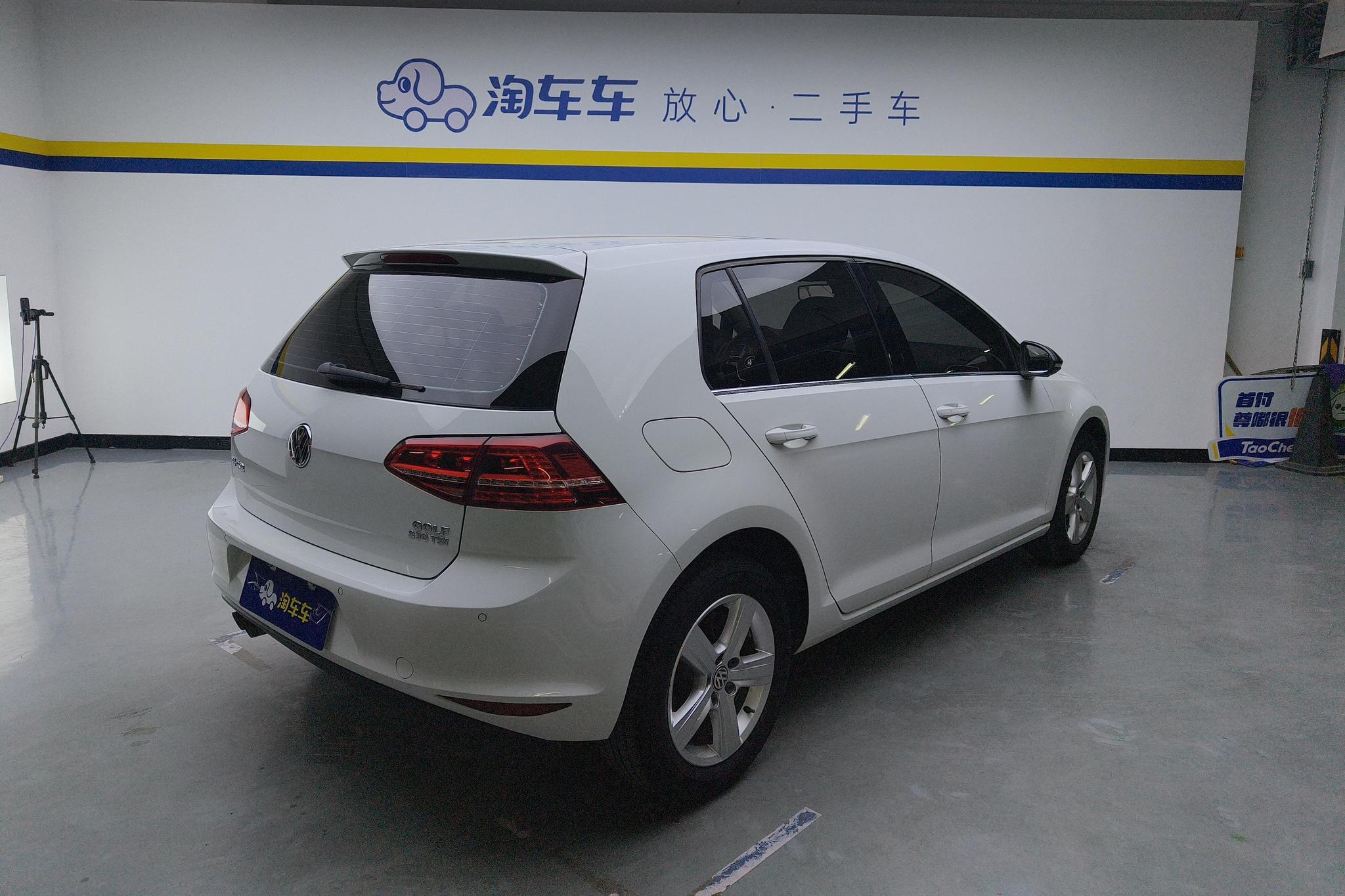 Volkswagen Golf 2017 230TSI AT Comfort