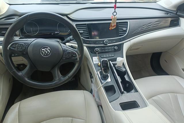 Buick LaCrosse 2020 Avenir Flagship — фото 13