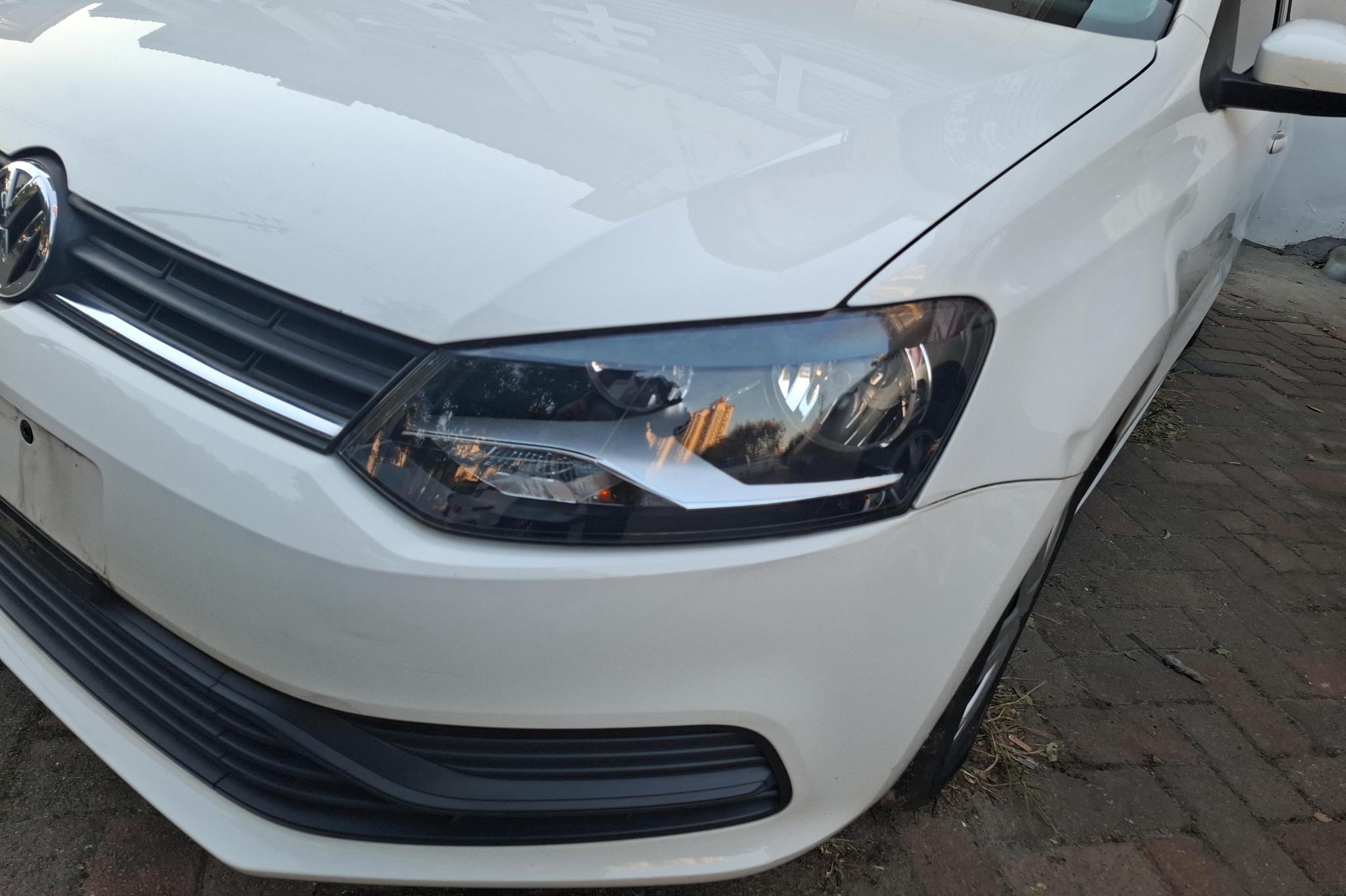 Volkswagen Polo 2018 1.5L AT
