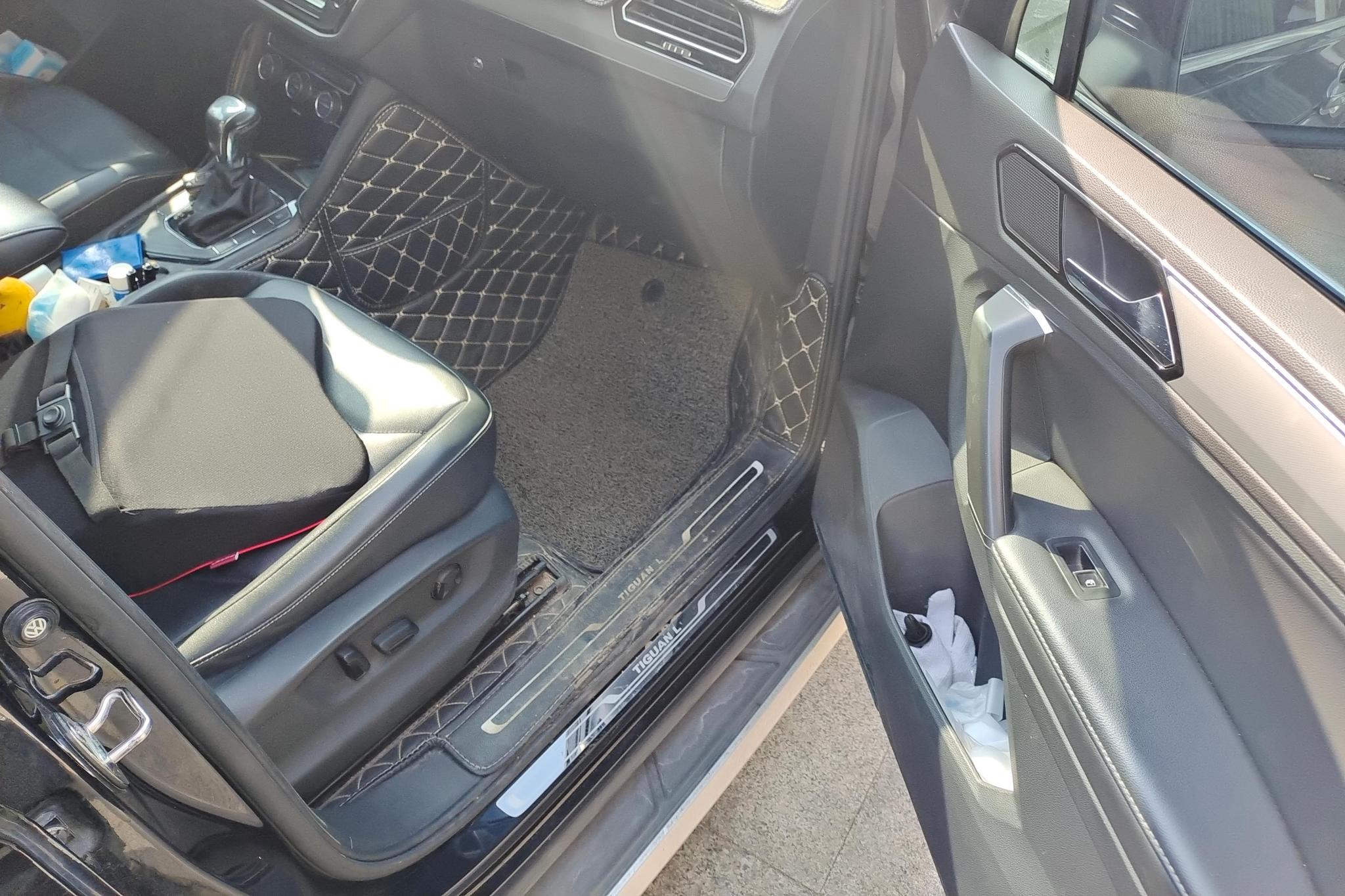 Volkswagen Tiguan L L 2017 330TSI AT