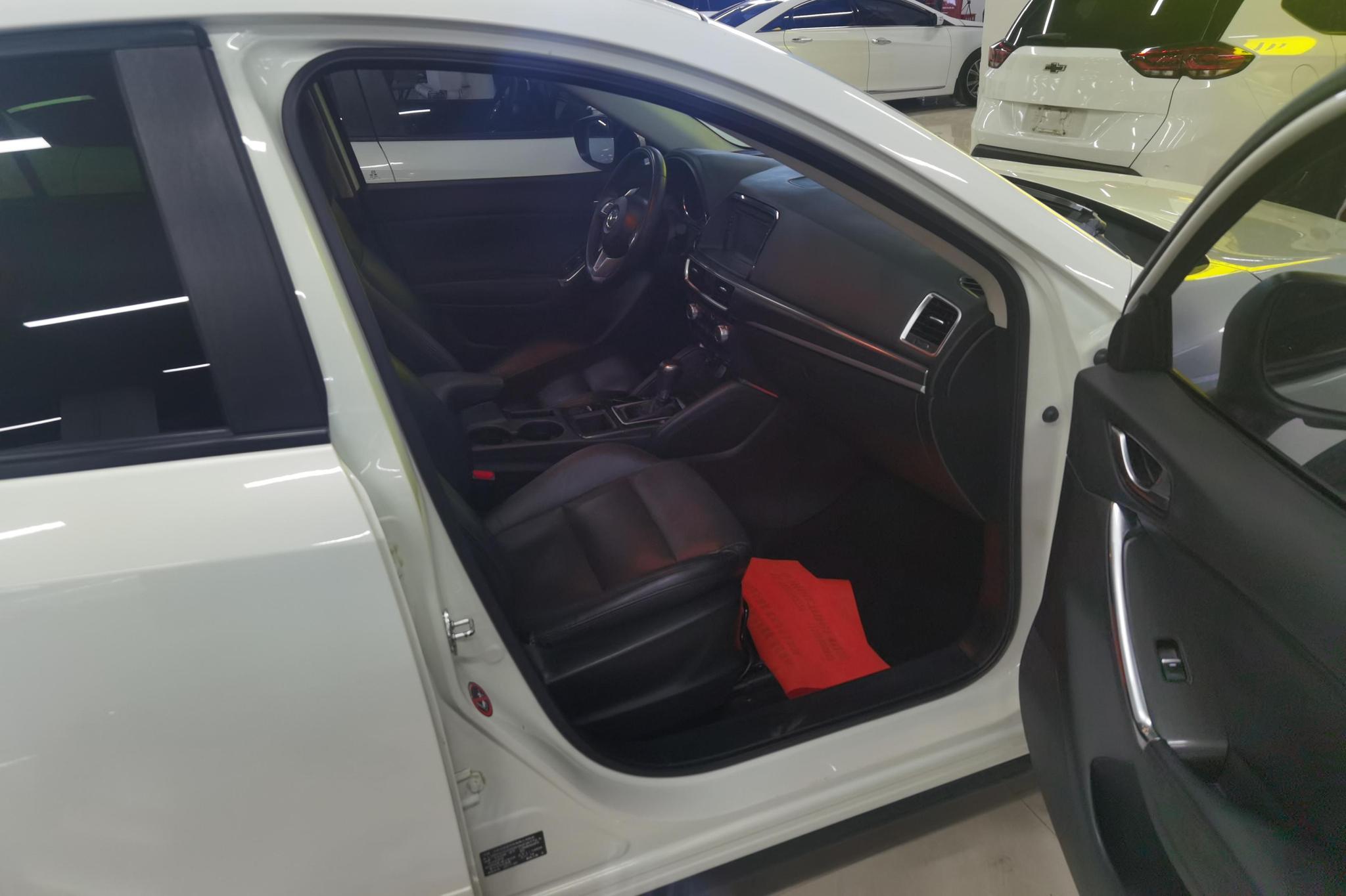 Mazda CX-5 2015 2.5L AT Luxury