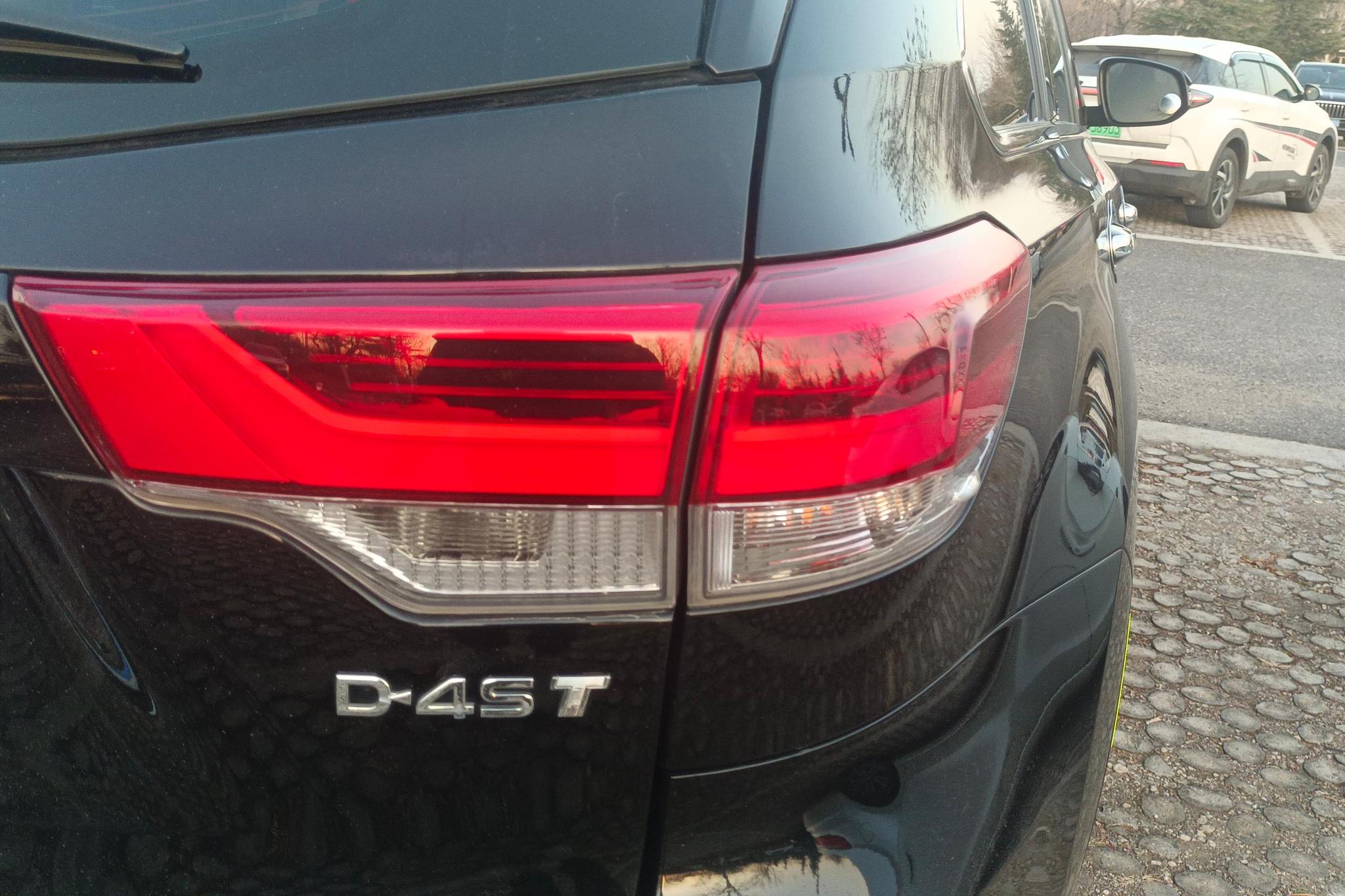 Toyota Highlander 2018 2.0T Elite 7 мест V