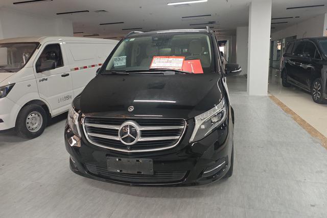 Mercedes-Benz V-Class 2018 V 260 V — фото 2