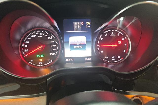 Mercedes-Benz V-Class 2018 V 260 V — фото 15