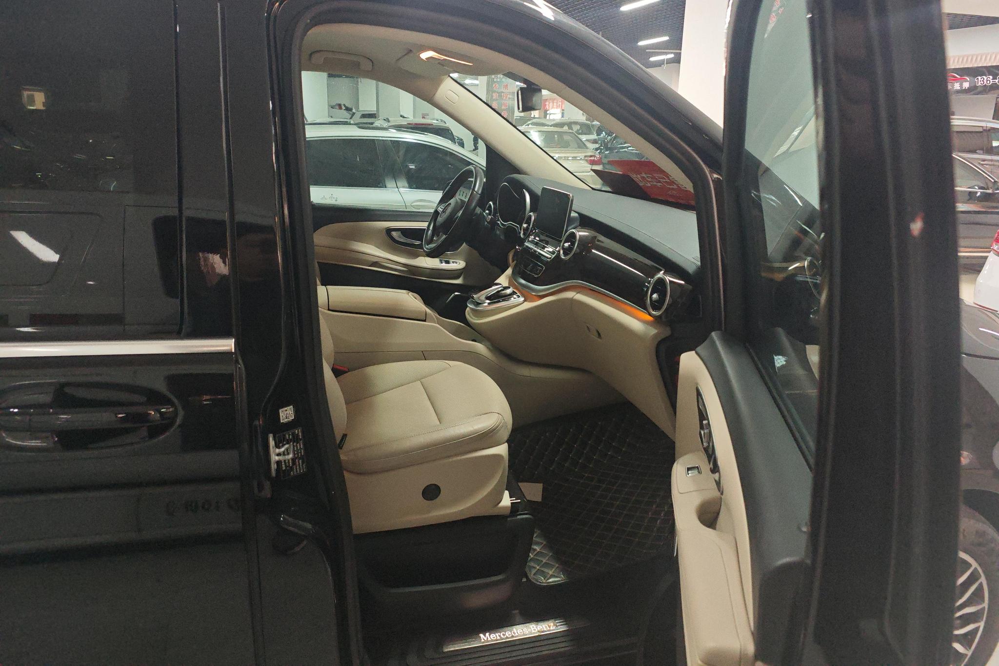 Mercedes-Benz V-Class V 2018 V 260 Luxury V