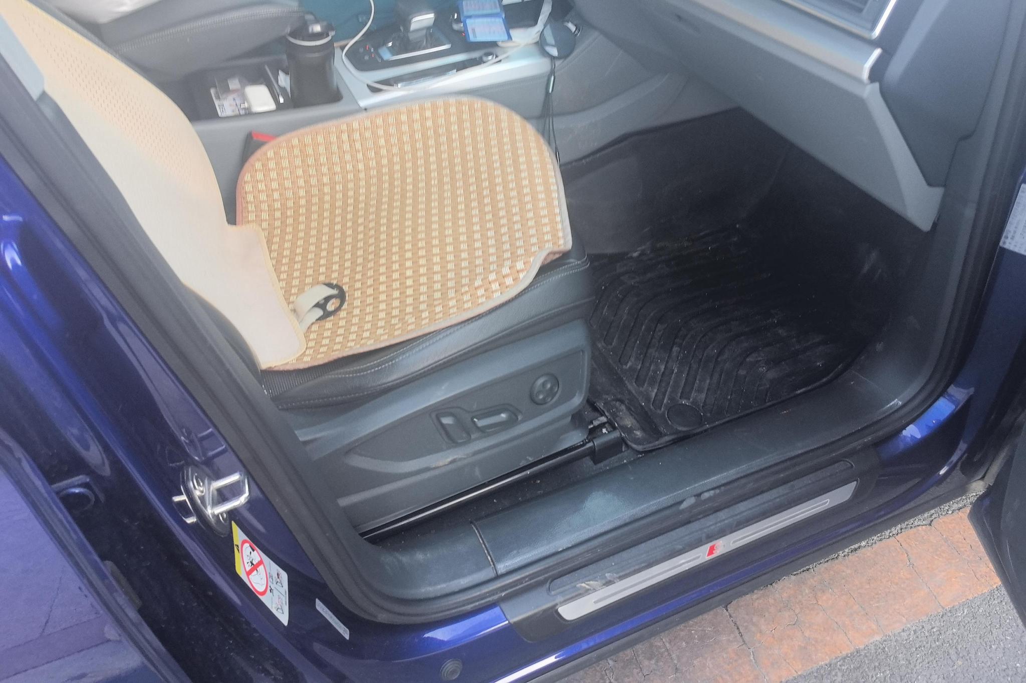 Audi Q5L 2018 40 TFSI Fashion V