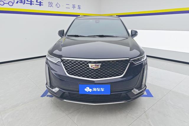 Cadillac XT6 2022 2.0 T 2 WDLuxury — фото 2