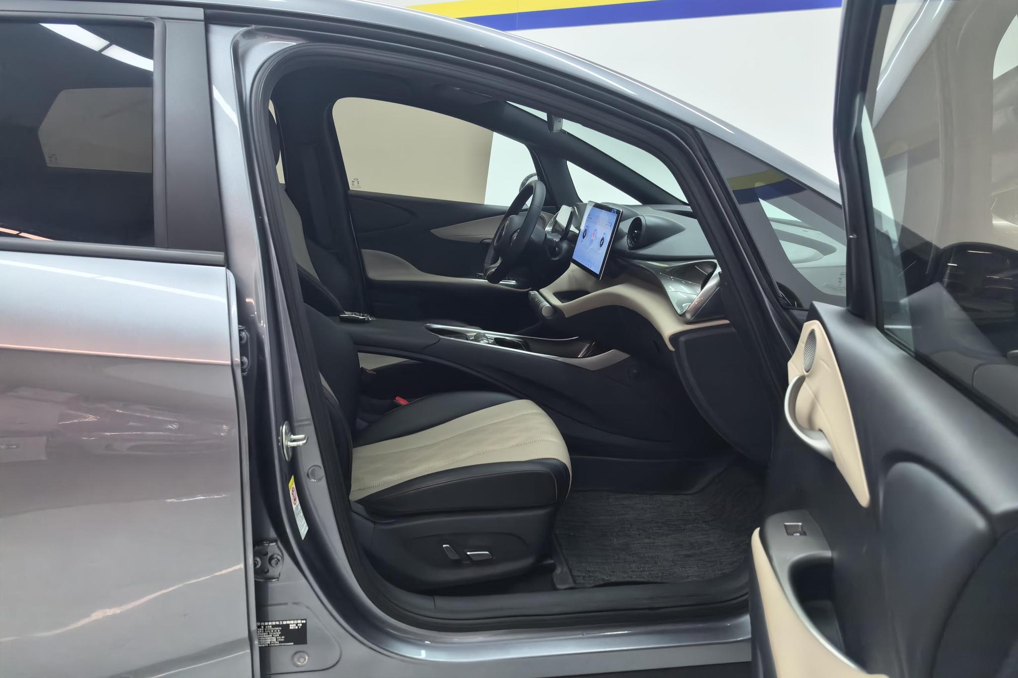BYD Dolphin 2023 Fashion